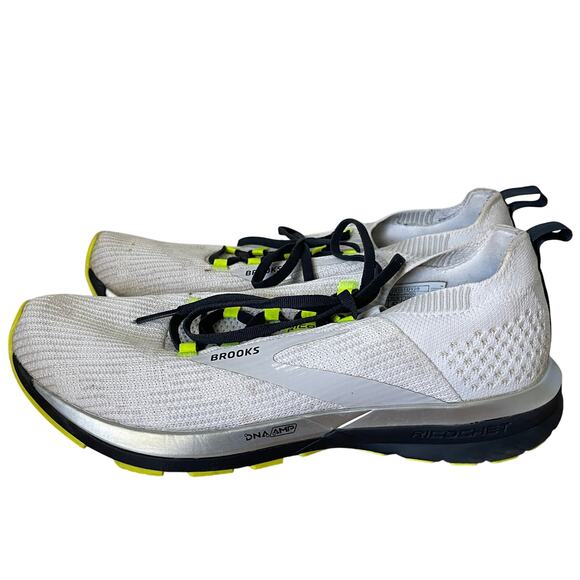 Brooks Men's Ricochet 2 White Athletic Sneakers - Picture 1 of 8